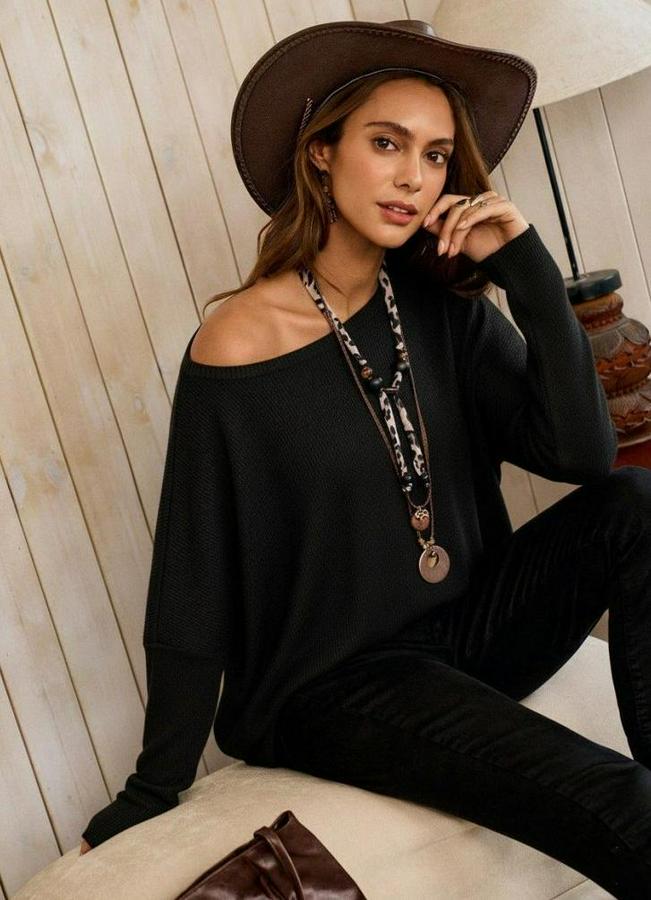 Tek Omuzdan Açık Yarasa Kollu Waffle Bluz