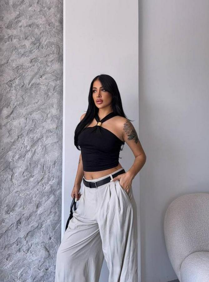 Toka Detay Halter Yaka Sandy Bluz