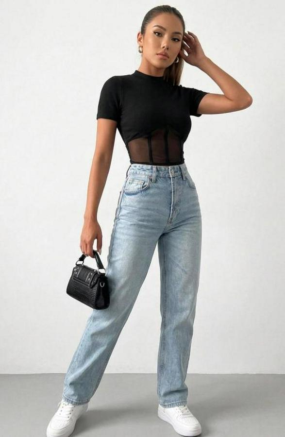 Transparan Detay Kısa Kol Kaşkorse Bluz