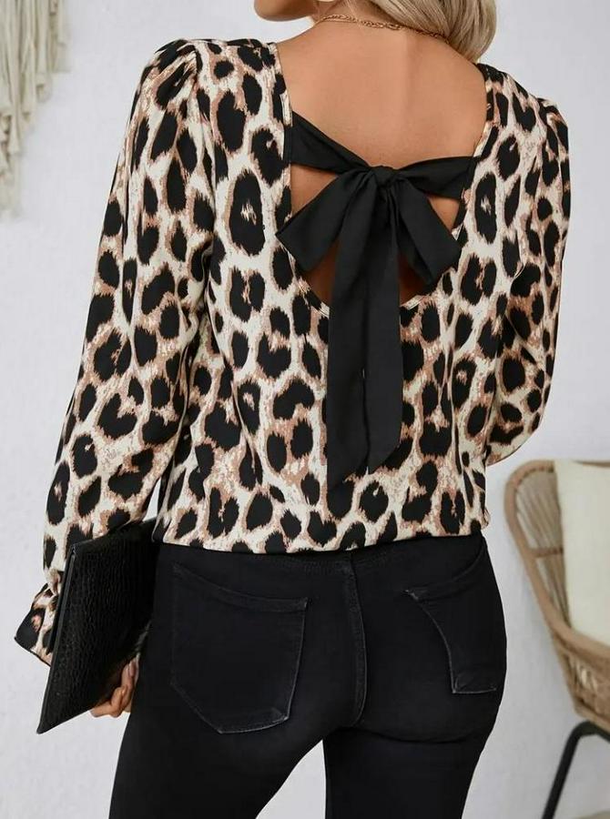 Uzun Kollu Arkadan Fiyonk Detaylı Leopar Desenli Süprem Bluz