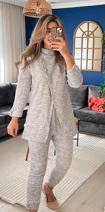 Uzun Kollu Balıkçı Yaka Önden Düğmeli Bluz Ve Pantolon Yumoş Ikili Takım