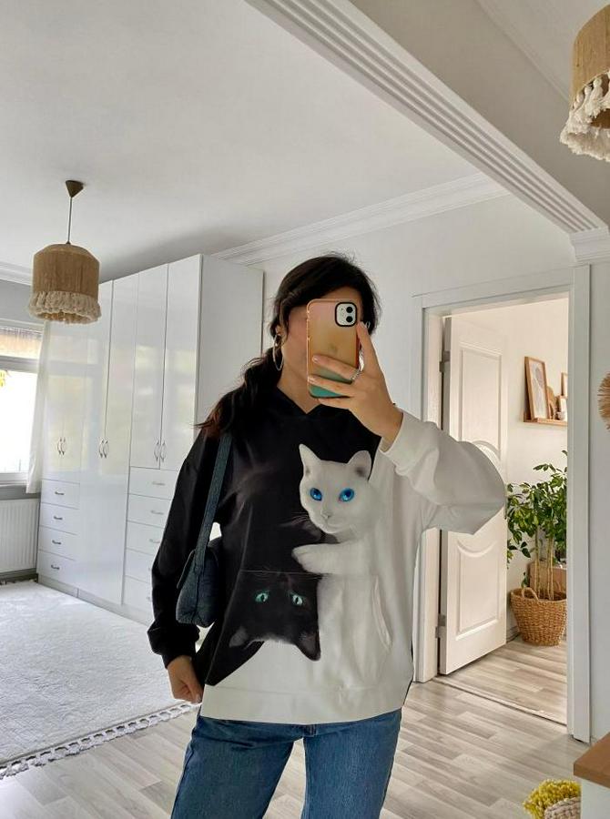Uzun Kollu Kapşonlu Bağcıklı Kedi Desenli Şardonlu Dalgıç Bluz