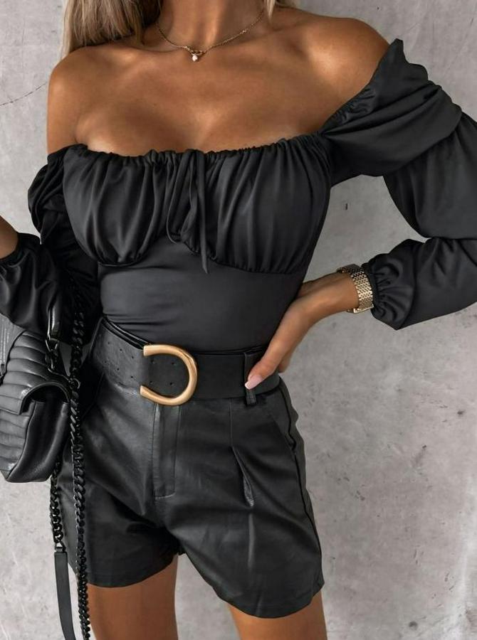 Uzun Kollu Kare Yaka Göğüs Büzgü Detay Sandy Bluz