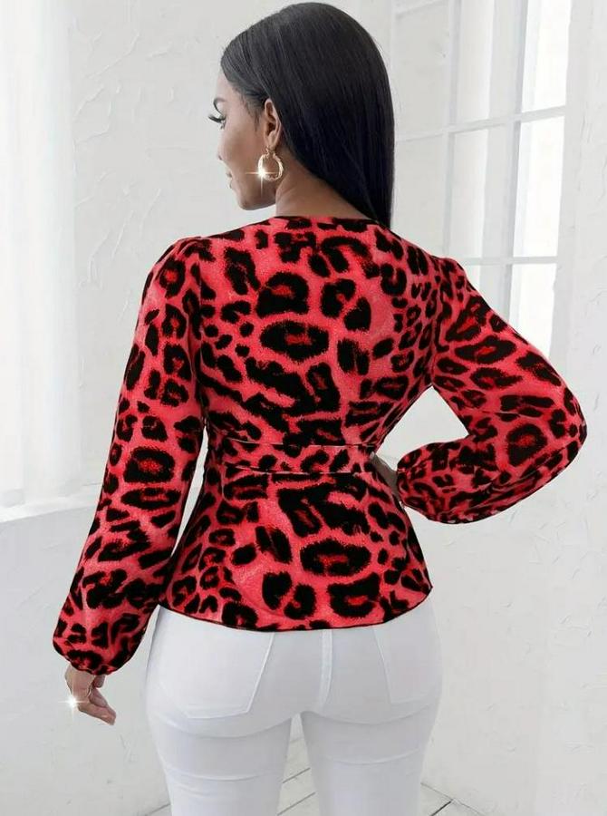 Uzun Kollu Kruvaze Yakalı Belden Kuşaklı Leopar Desenli Süprem Bluz