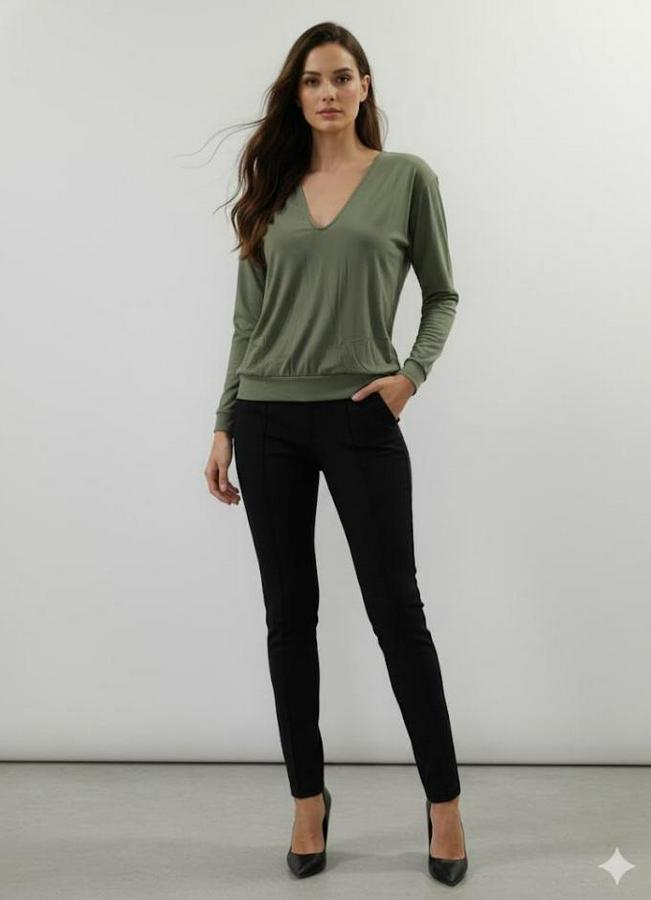 Uzun Kollu V Yaka Bluz