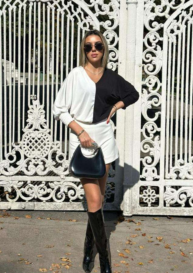 Uzun Kollu V Yaka Kol Ağzı Gipeli Sandy Bluz