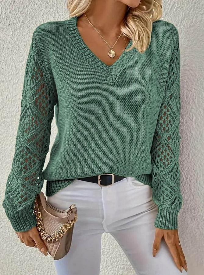 Uzun Kollu V Yaka Kol Delikli Baklava Desen Detaylı Triko Kazak