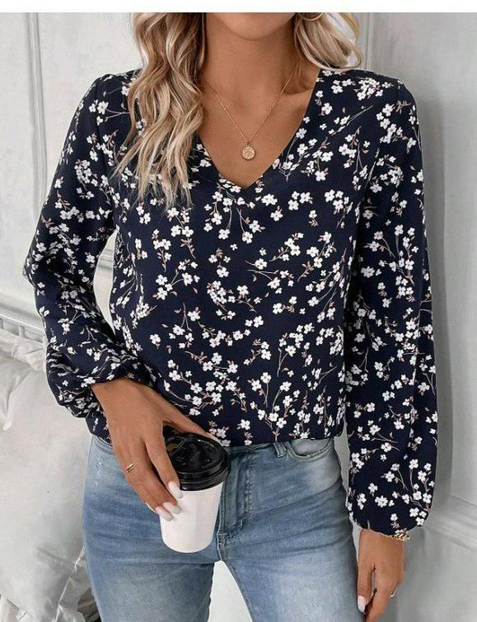 Uzun Kollu V Yakalı Çiçek Desenli Modal Bluz