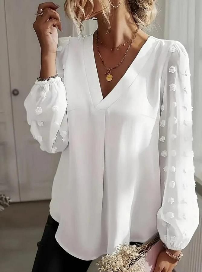 Uzun Kollu V Yakalı Kolları Popon Detaylı Sandy Bluz