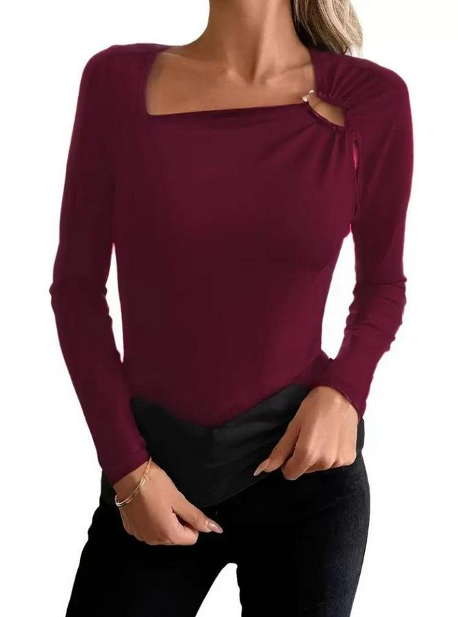Uzun Kollu Yakadan Halka Detaylı Viskon Bluz