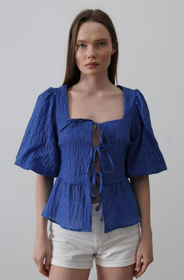 Kare Yaka Balon Kol Bluz