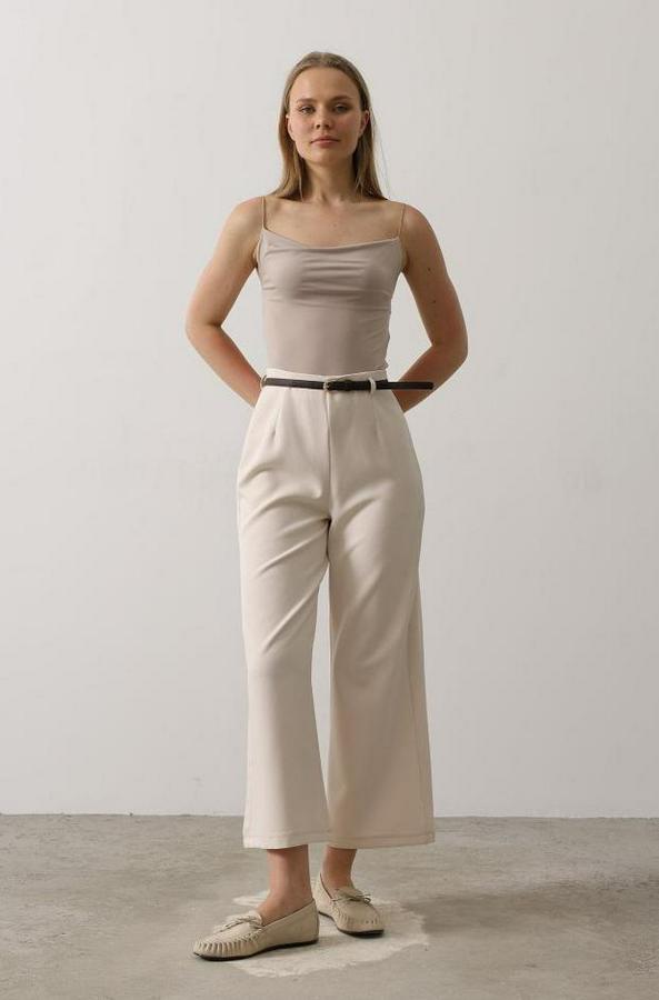 Kemer Pens Detaylı Pantolon