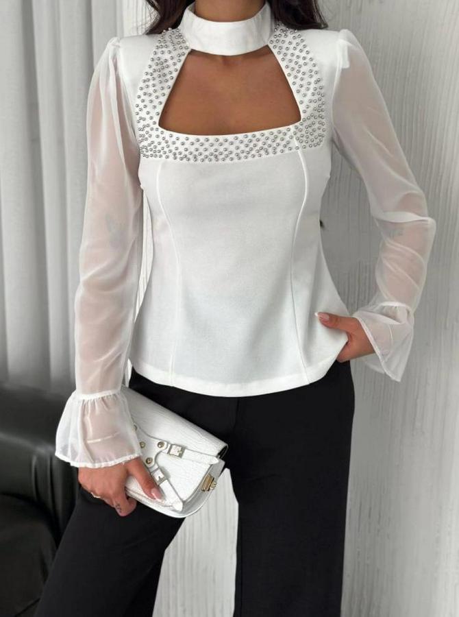 Kolları Şifon Göğüste Inci Boncuk Detaylı Bluz