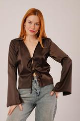 Önden Bağlama Detaylı Saten Kahverengi Bluz