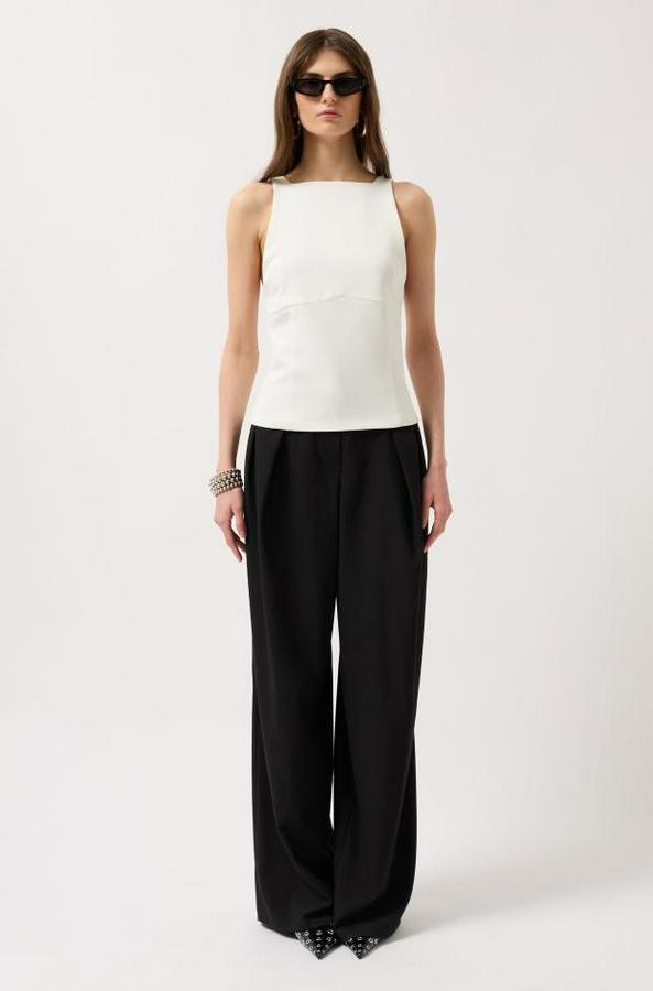 Sırt Kurdele Detay Bluz