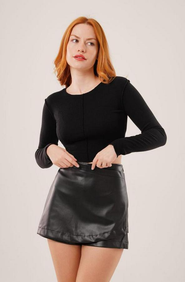 Ters Dikişli Basic Siyah Body Bluz
