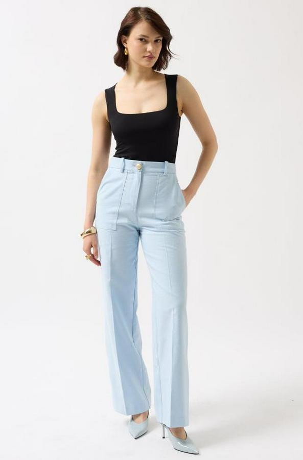 Kare Yaka Kalın Askılı Bodysuit