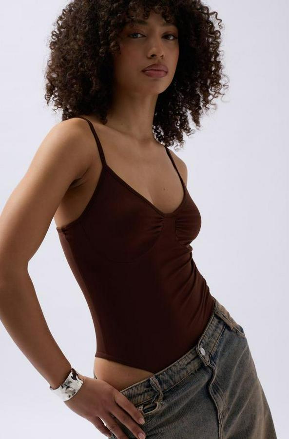 Önü Büzgülü Askılı Bodysuit