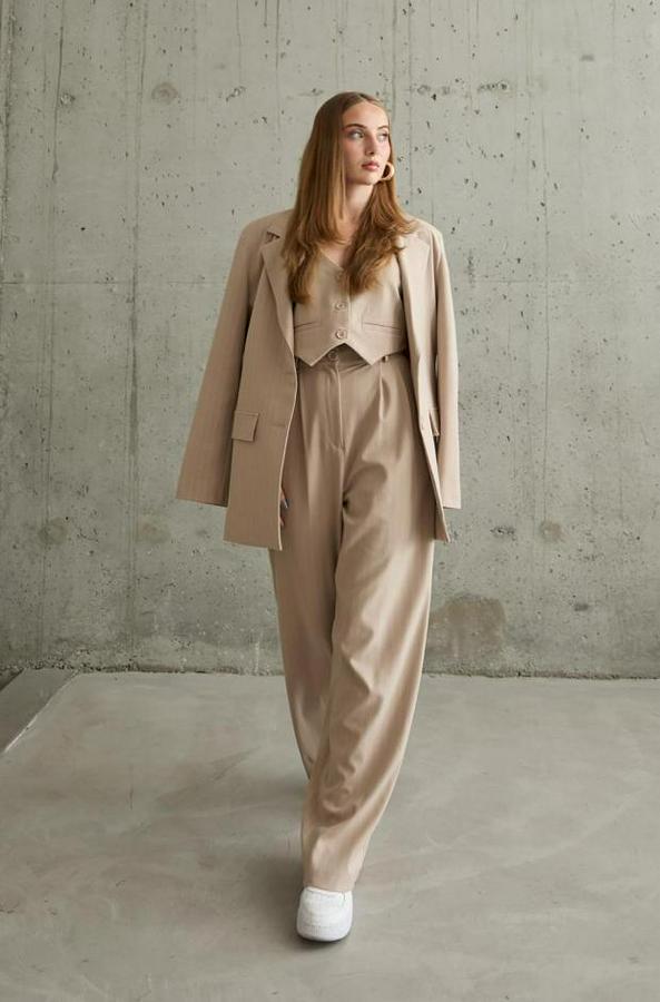 Siyah Çizgili Ceket & Yelek Ve Pantolon Takım