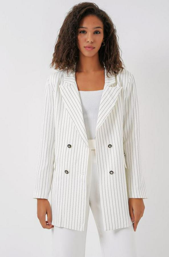 Beyaz Çift Düğmeli Çizgili Blazer Ceket