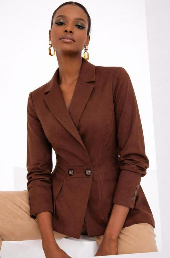 Düğme Ve Plise Detay Arkası Lastikli Ceket