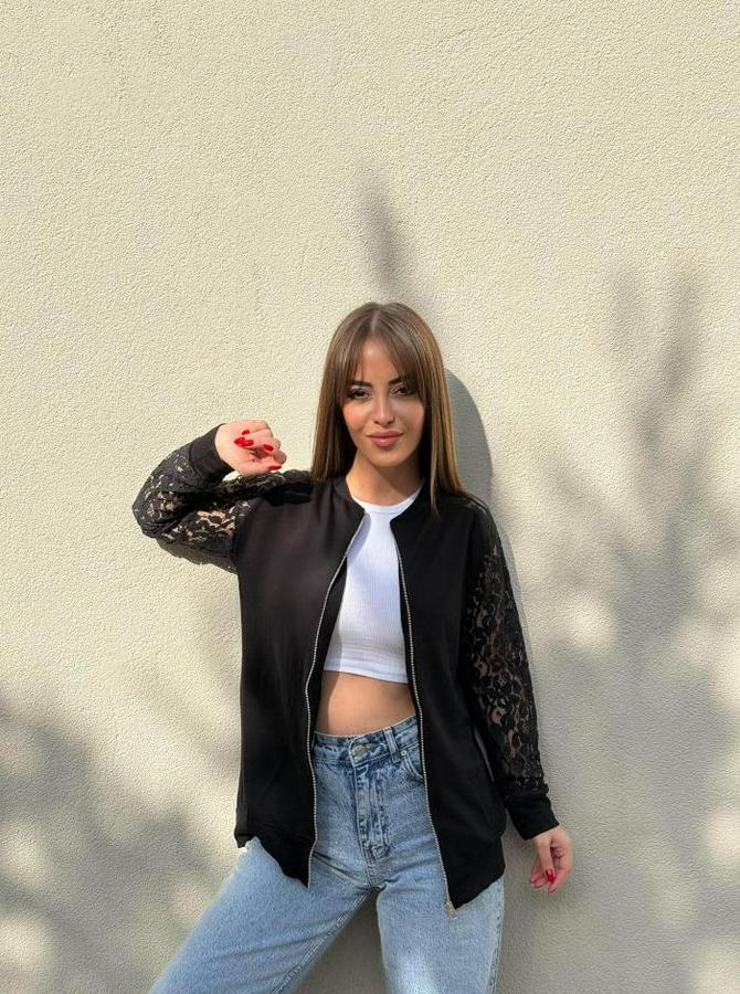 Uzun Kollu Kolları Dantel Detay Önden Fermuarlı Viskon Iki Iplik Ceket