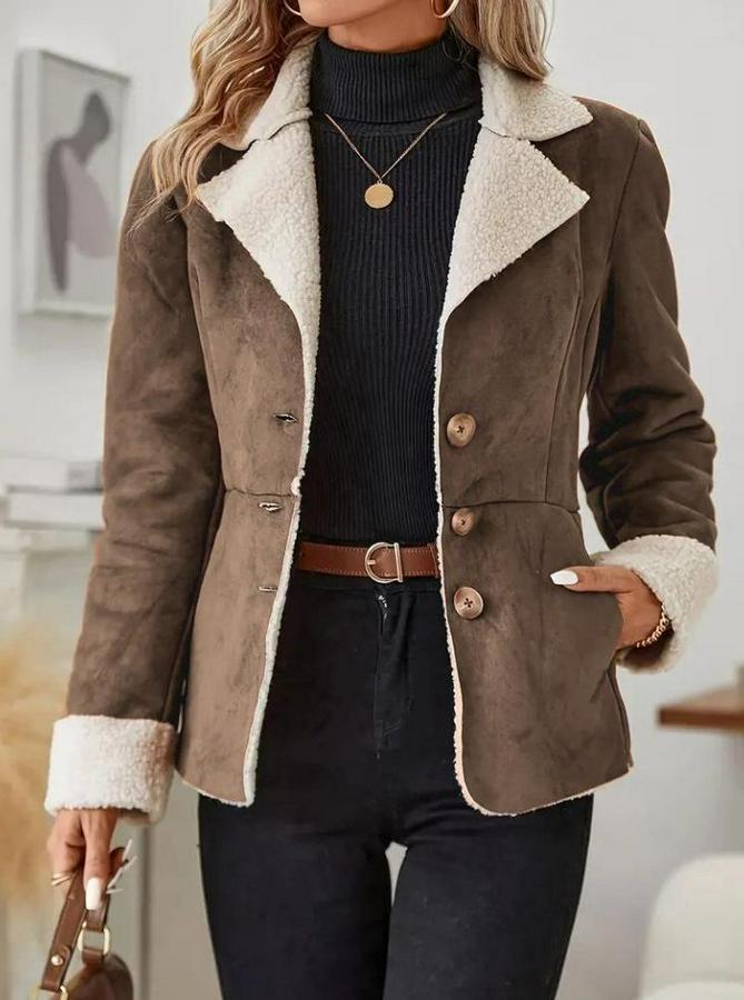 Uzun Kollu Önden Düğmeli Cep Detaylı Kısa Süet Ceket