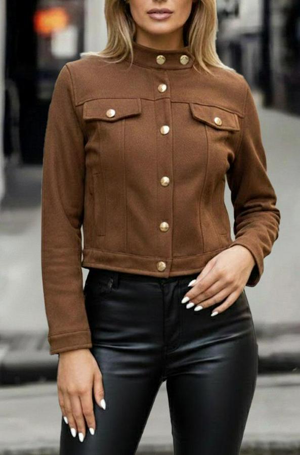 Uzun Kollu Yakadan Ve Önden Düğmeli Süet Kısa Ceket