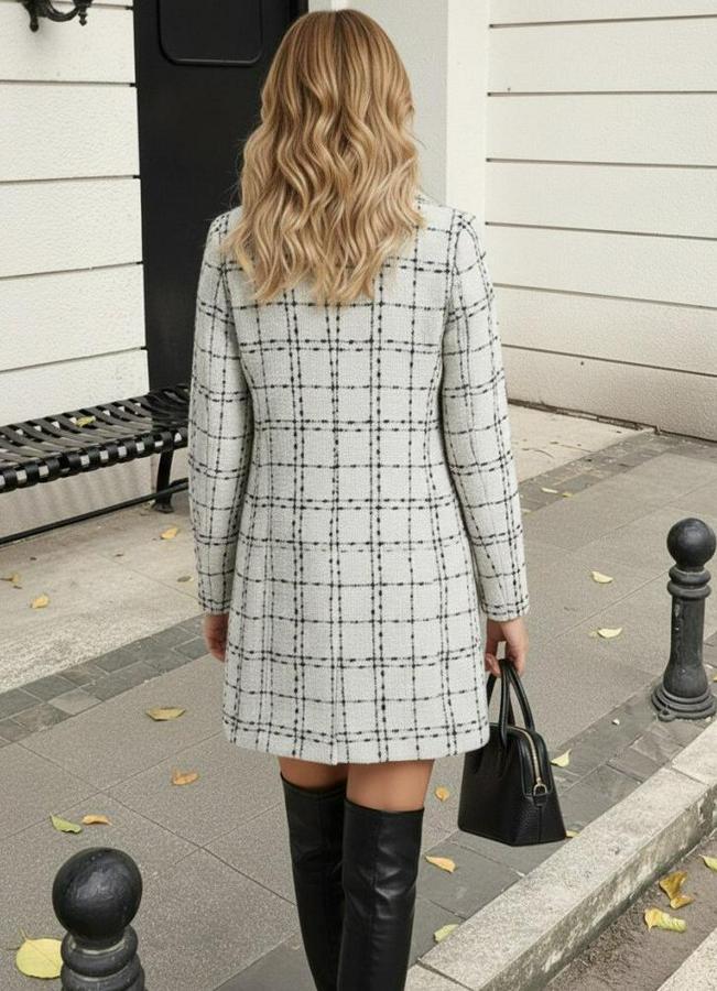 Uzun Kollu Yakalı Önden Düğmeli Dokuma Ceket