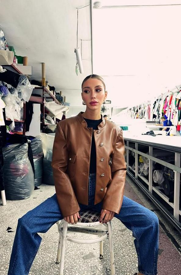 Kahverengi Önü Düğme Kapamalı Deri Ceket