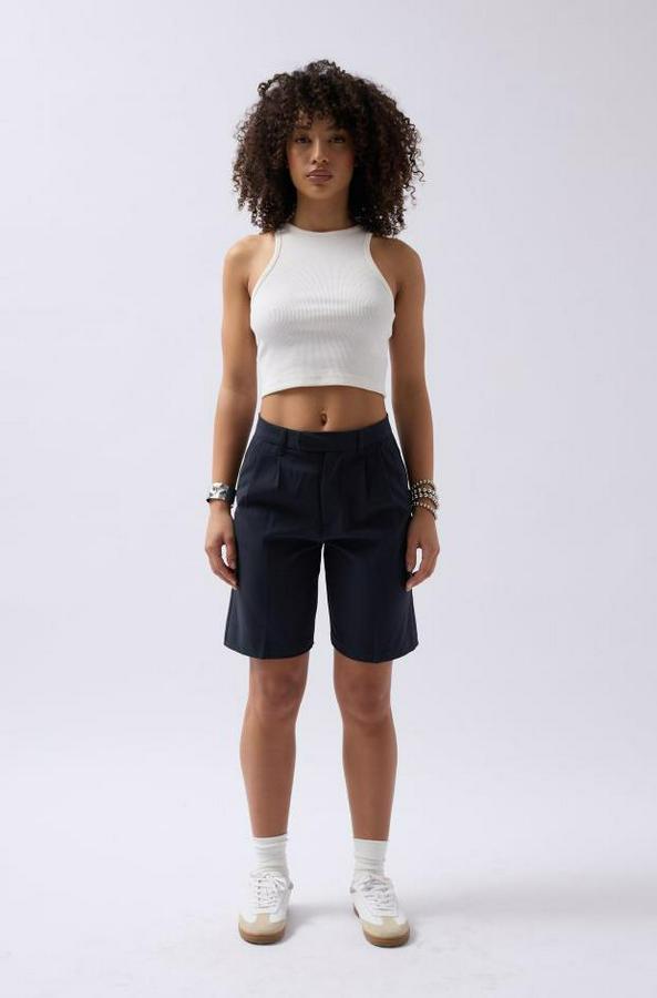 Halter Yaka Crop