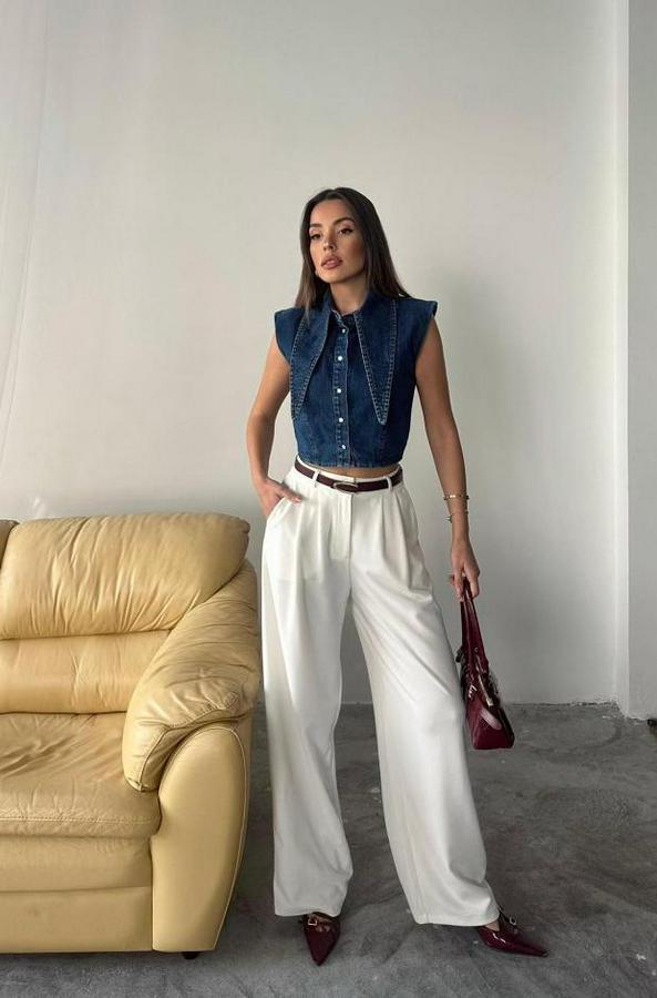 Mavi Yaka Detaylı Denim Crop