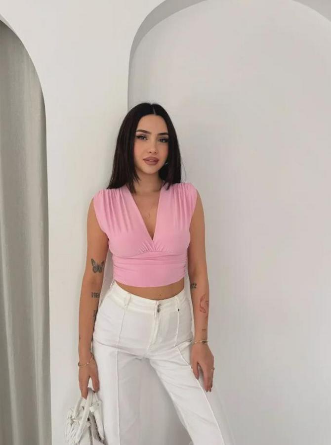 Vatkalı Kolsuz V Yaka Drapeli Crop Bluz Likralı Fit
