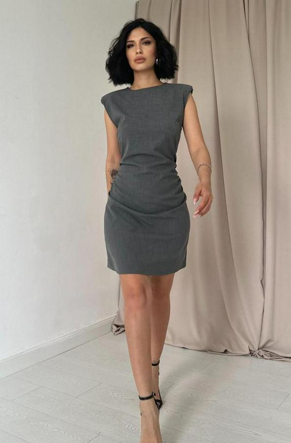 Gri Yanı Büzgülü Sıfır Kol Elbise