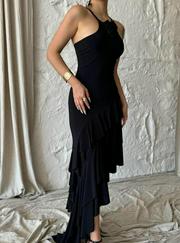 Güllü Elbise Asimetrik Katli