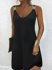 Askılı V Yakalı Toka Detaylı Janjan Krep Elbise