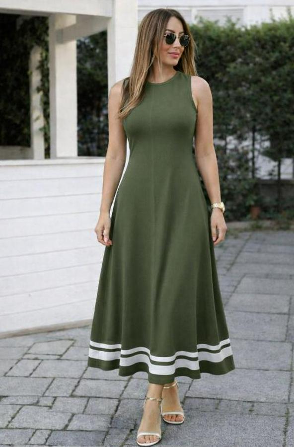 Askılı Yuvarlak Yakalı Etek Ucu Şerit Detaylı Uzun Viskon Elbise