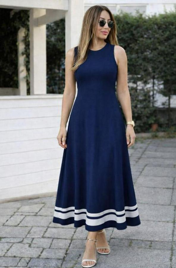 Askılı Yuvarlak Yakalı Etek Ucu Şerit Detaylı Uzun Viskon Elbise