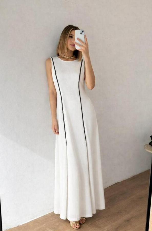 Bisiklet Yaka Kolsuz Şerit Ve Plise Detay Maxi Boy Elbise