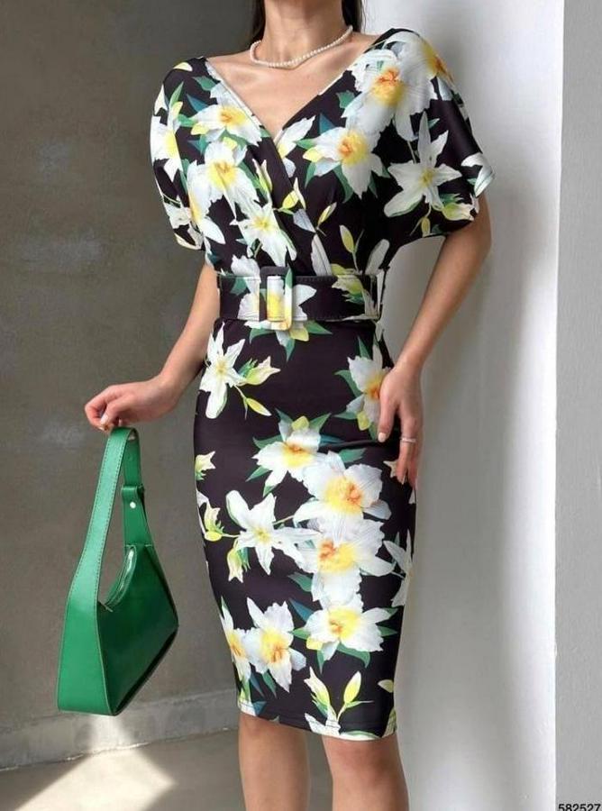 Dalgıç Kumaş V Yaka Çiçek Desenli Kuşaklı Kalem Elbise