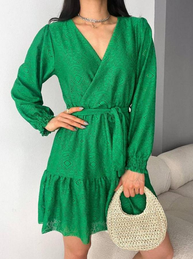 Fırsat Ürünü Kruvaze Yaka Güpürlü Mini Elbise