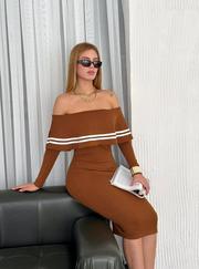 Fırsat Ürünü Madonna Yaka Midi Boy Triko Elbise