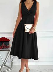 Ithal Krep Kumaş Kruvaze Yaka Eteği Kloş Kolsuz Mini Elbise