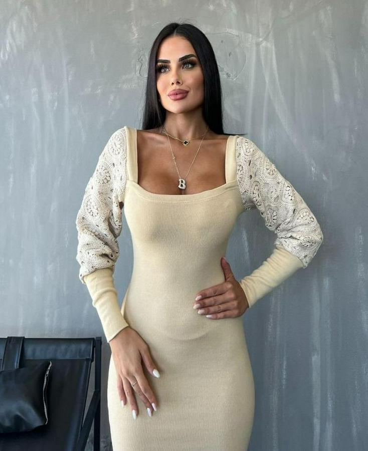 Kare Yaka Kolları Manşet Ve Tül Detay Fırsat Ürün Midi Boy Elbise