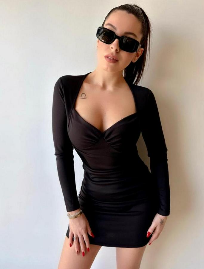 Kare Yaka Mini Elbise