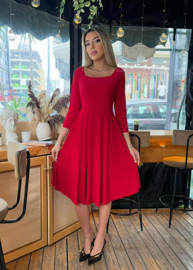 Kare Yaka Truvakar Kol Fırsat Ürün Midi Boy Elbise