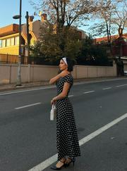 Kısa Kollu Bisiklet Yaka Puantiyeli Maksi Örme Krep Elbise