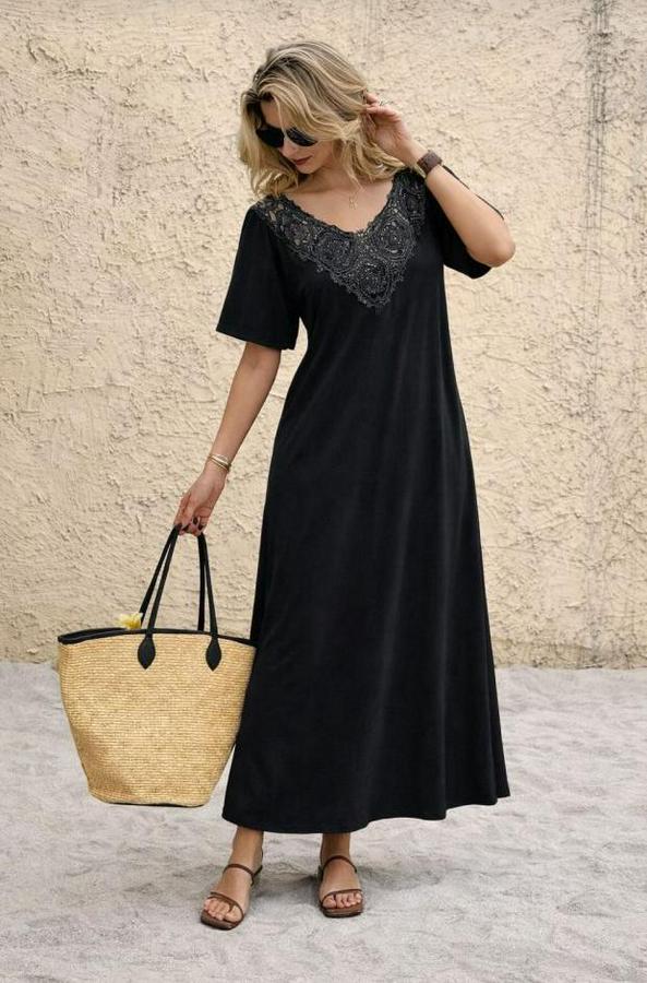 Kısa Kollu Dantel Güpür Detay V Yaka Maxi Boy Elbise