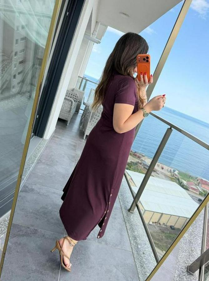 Kısa Kollu Iki Tarafı Düğme Detaylı Uzun Modal Elbise