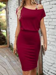 Kısa Kollu Tek Omuz Askı Ve Aksesuar Detay Beli Lastikli Krep Elbise